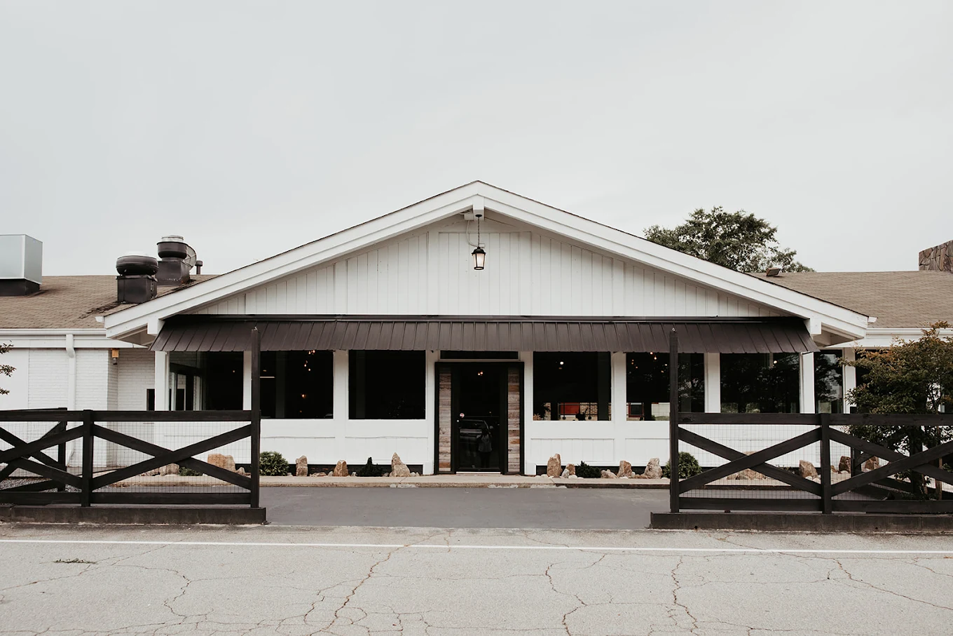 The Little Cottage event venue exterior and grounds in Smyrna, GA